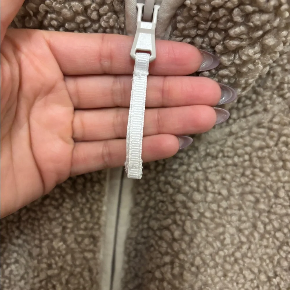 Old Navy Tan Sherpa Hoodie - Picture 5 of 7